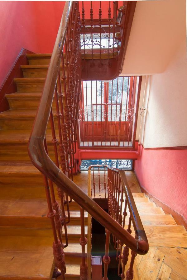 Sol Luxury Suites Madrid Buitenkant foto
