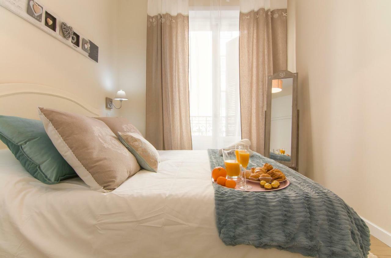 Sol Luxury Suites Madrid Buitenkant foto