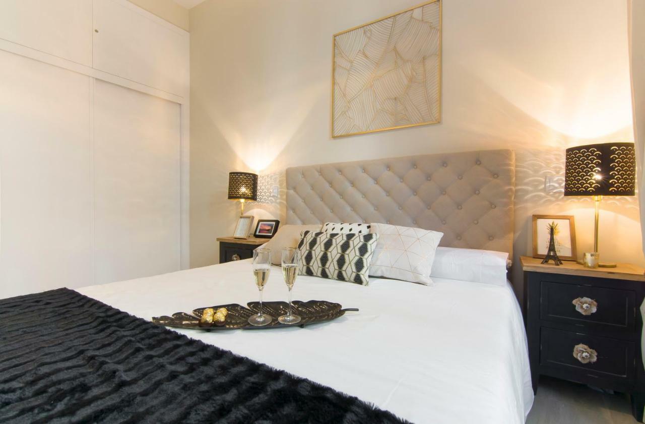 Sol Luxury Suites Madrid Buitenkant foto