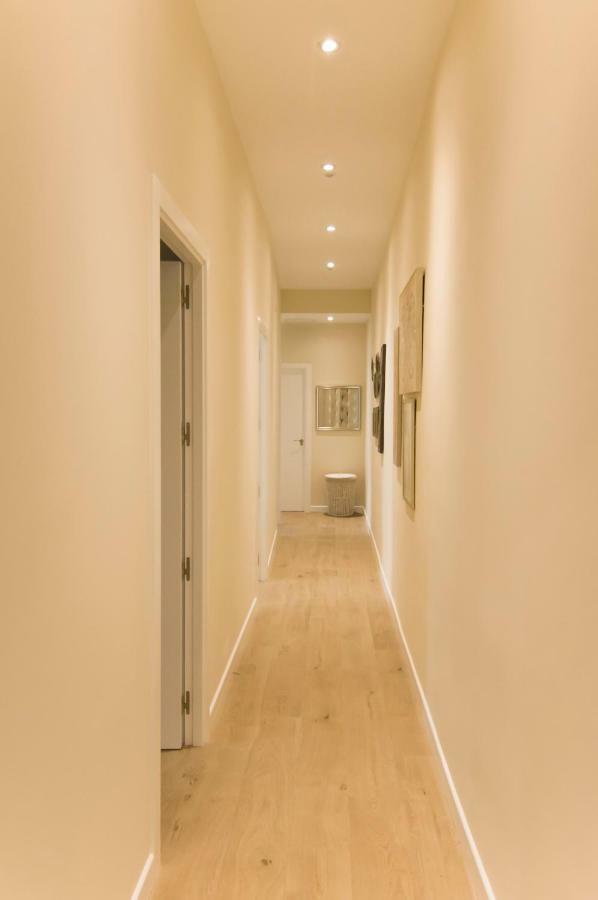 Sol Luxury Suites Madrid Buitenkant foto