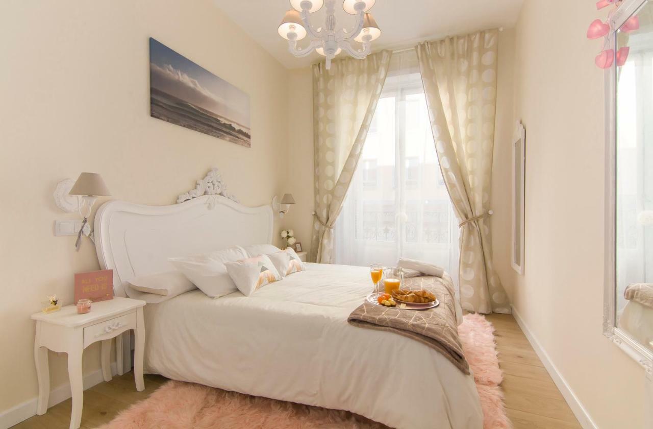 Sol Luxury Suites Madrid Buitenkant foto