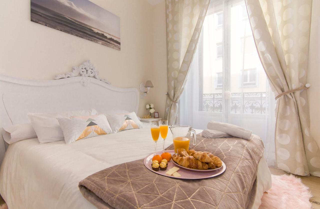 Sol Luxury Suites Madrid Buitenkant foto
