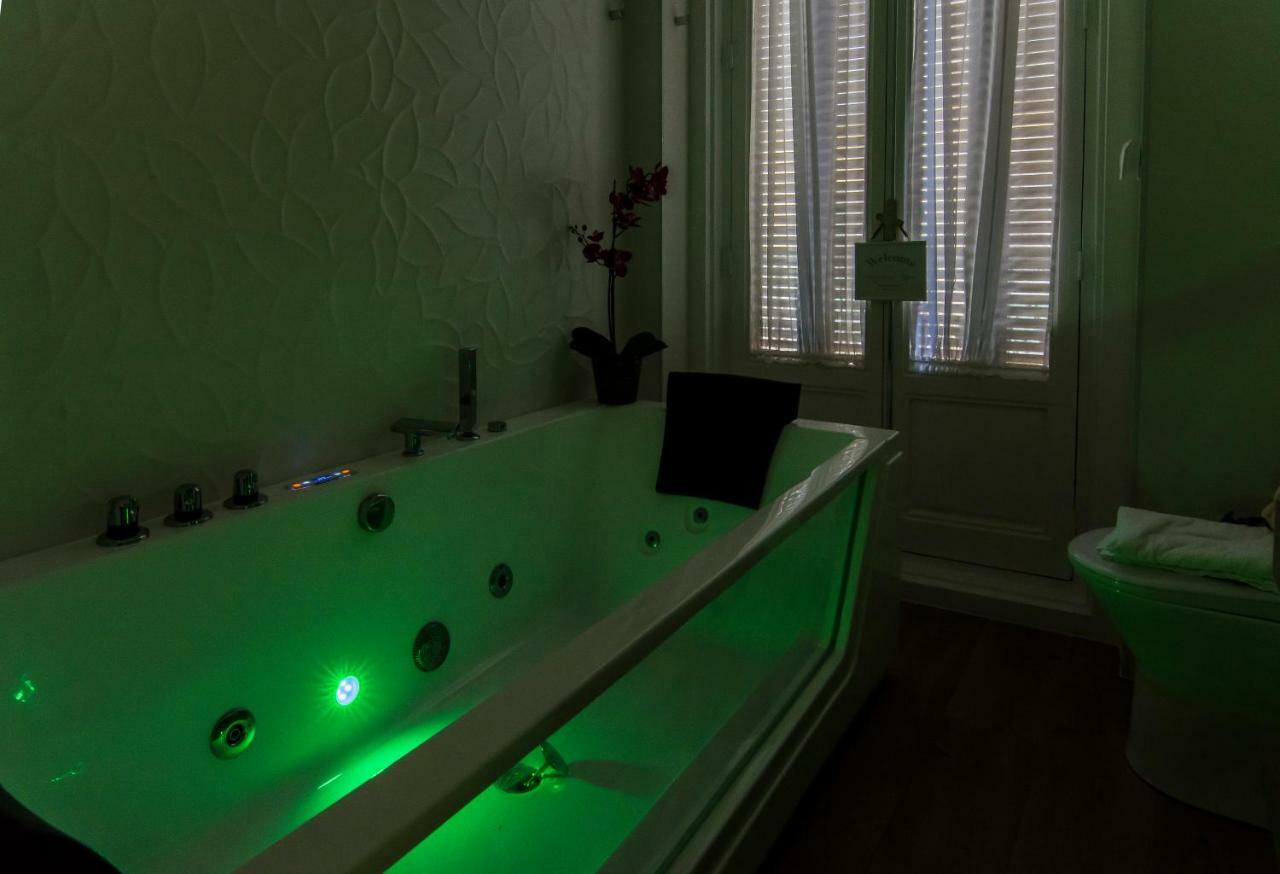 Sol Luxury Suites Madrid Buitenkant foto