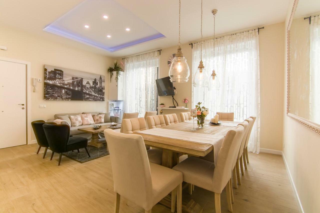 Sol Luxury Suites Madrid Buitenkant foto