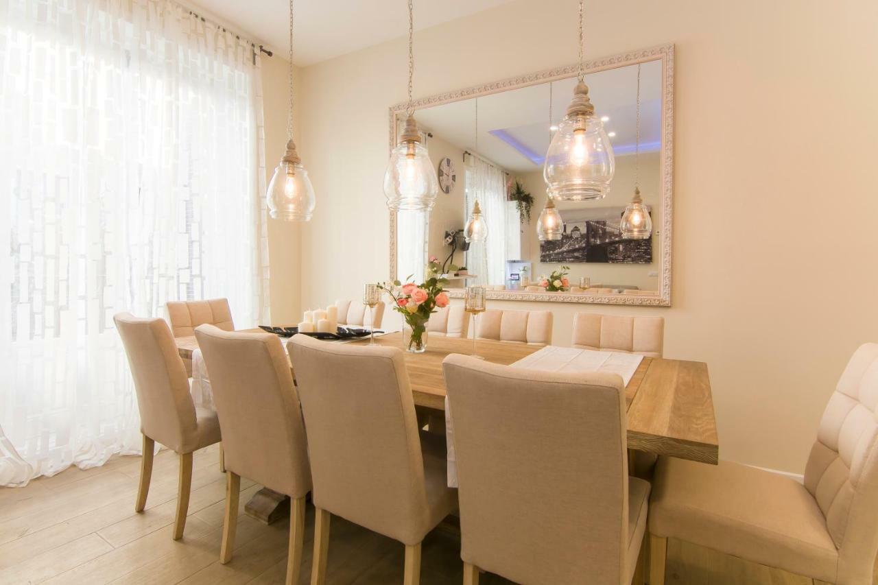 Sol Luxury Suites Madrid Buitenkant foto
